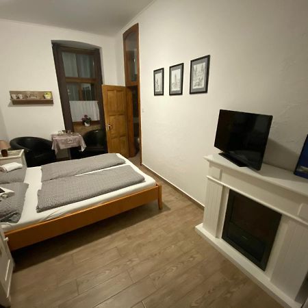 Anna Apartman Pápa 外观 照片