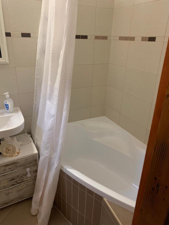 Anna Apartman Pápa 外观 照片